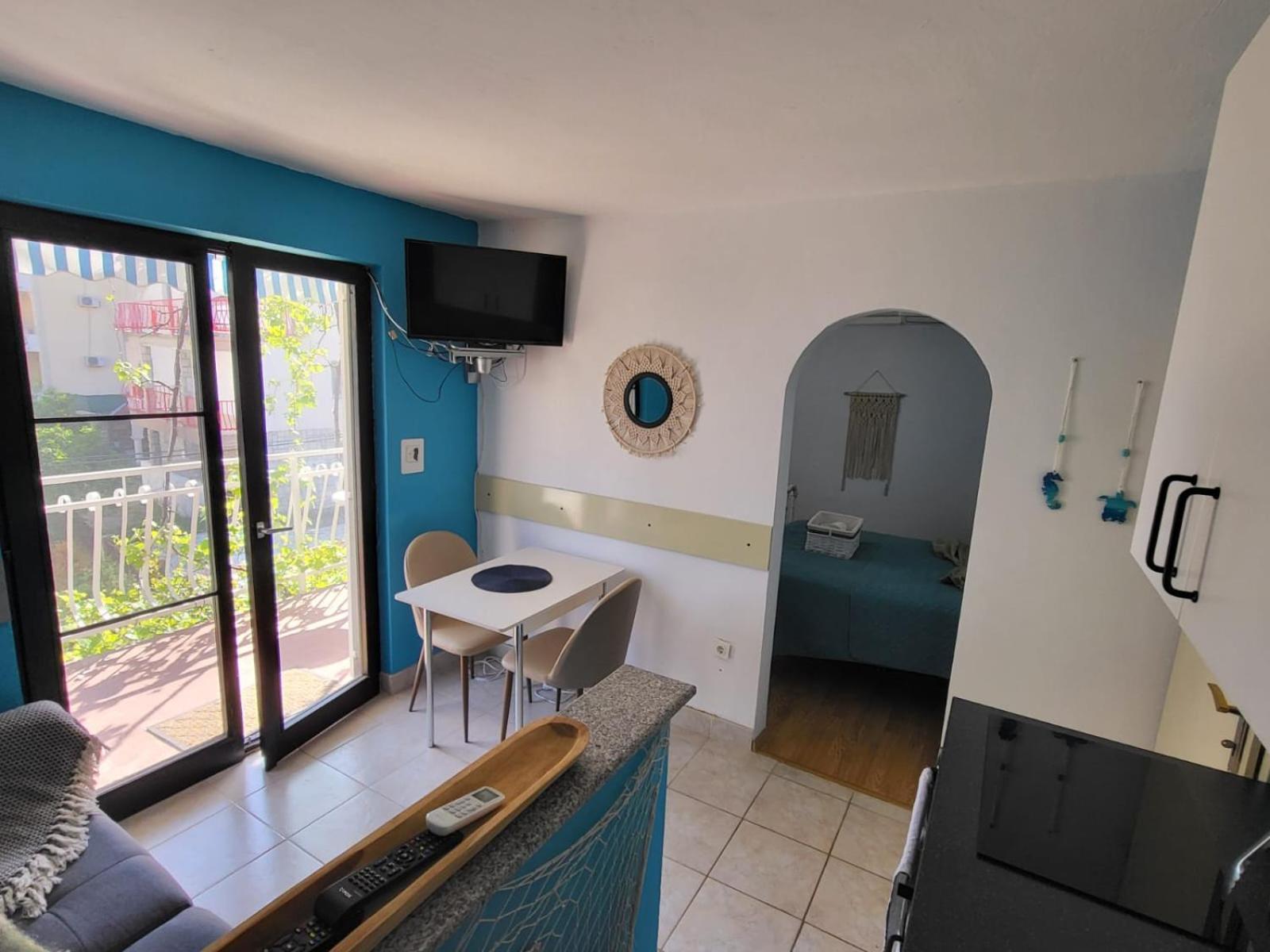 Apartment Bunjo'S Beach House Трогир Экстерьер фото