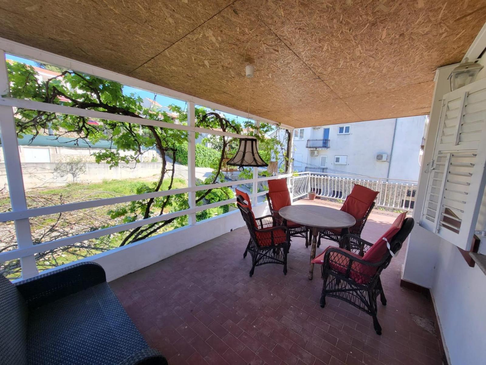 Apartment Bunjo'S Beach House Трогир Экстерьер фото