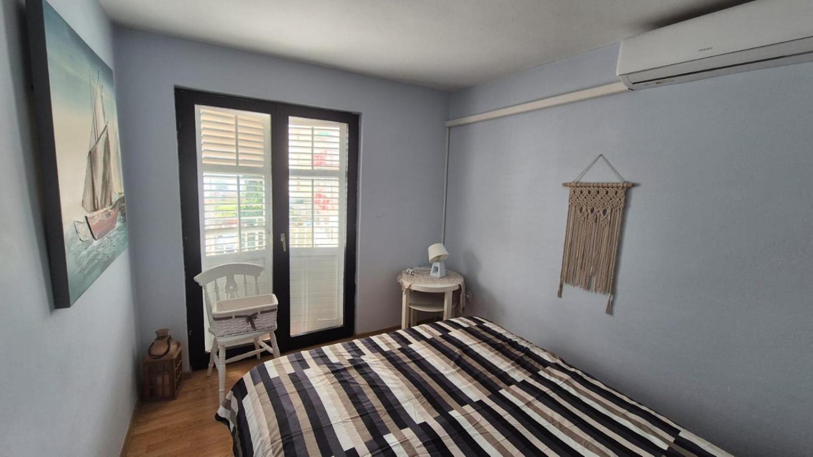 Apartment Bunjo'S Beach House Трогир Экстерьер фото